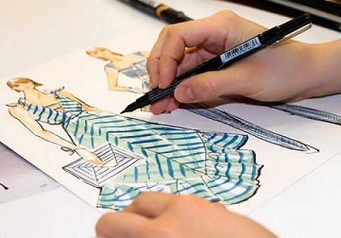 Basic Steps of Fashion Designing