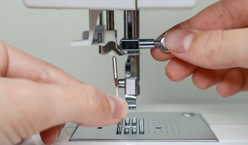 How to Put and Replace Needle in Sewing Machine