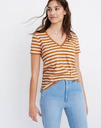 Gap Fit Breathe V-Neck Tee